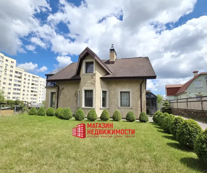 В центре Гродно продается дом-айсберг: подземная часть больше видимой сверху