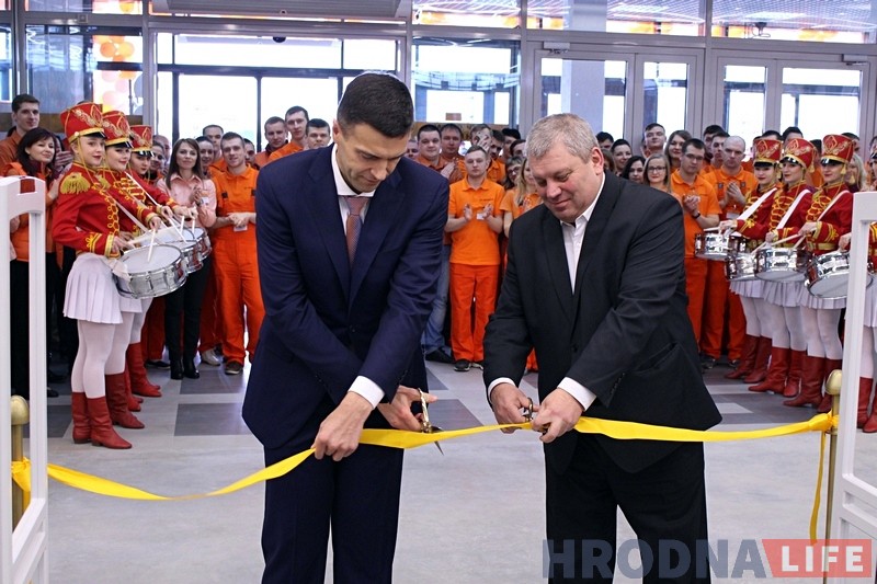 Фоторепортаж: Самый большой строительный гипермаркет Беларуси открыли в Гродно Фоторепортаж: Самый большой строительный гипермаркет Беларуси открыли в Гродно