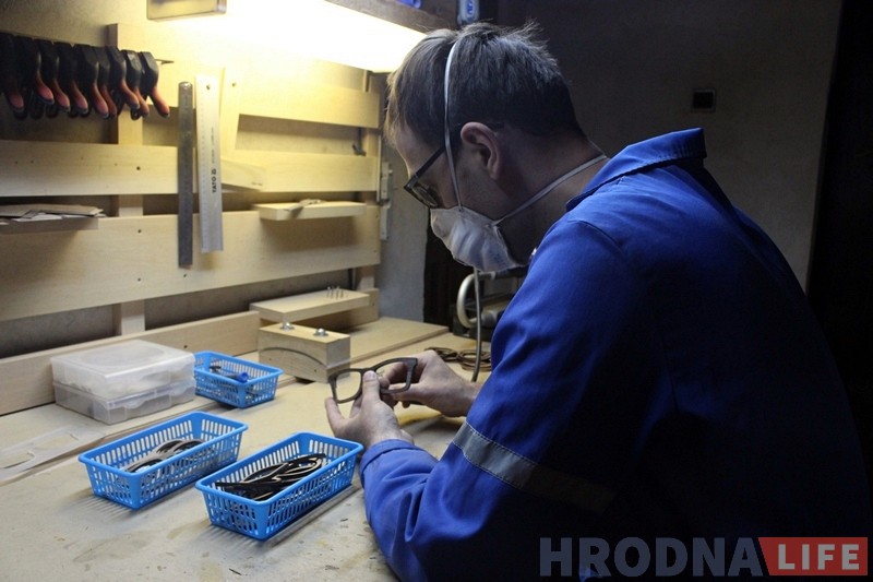 Made in Grodno: Как создаются деревянные очки за 100 долларов от гродненского бренда "Mark Twain" Made in Grodno: Как создаются деревянные очки за 100 долларов от гродненского бренда "Mark Twain"
