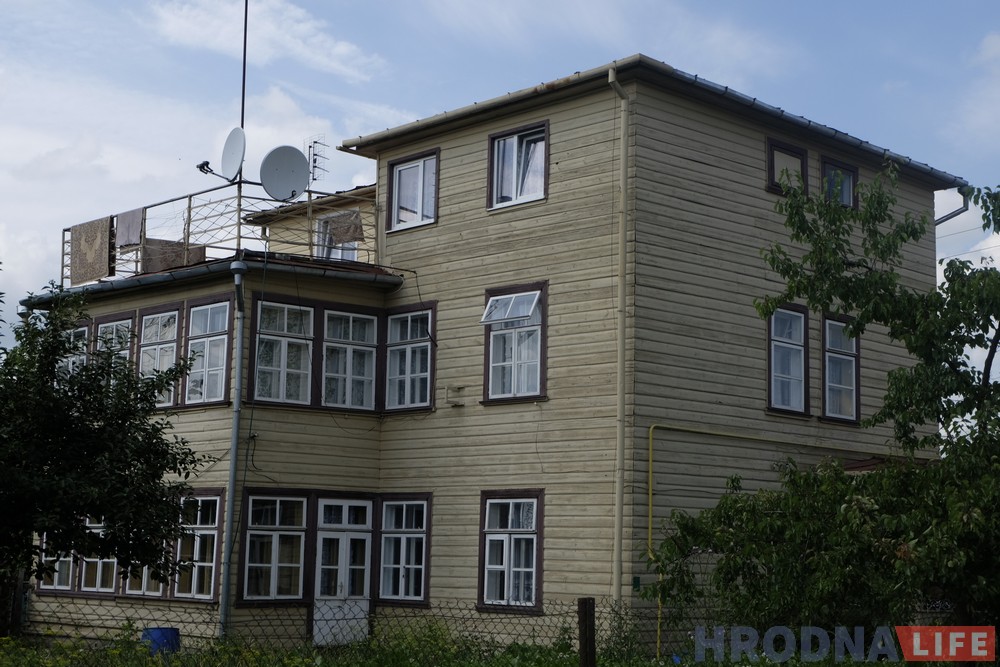 Драўляны канструктывізм на вуліцы Асіпенкі. Настаўніцкая калонія
