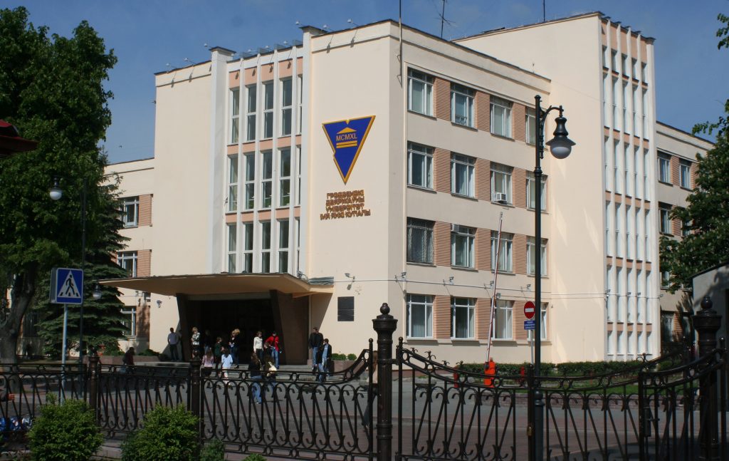 В ГрГУ открывают специальность с первым китайским языком обучения
