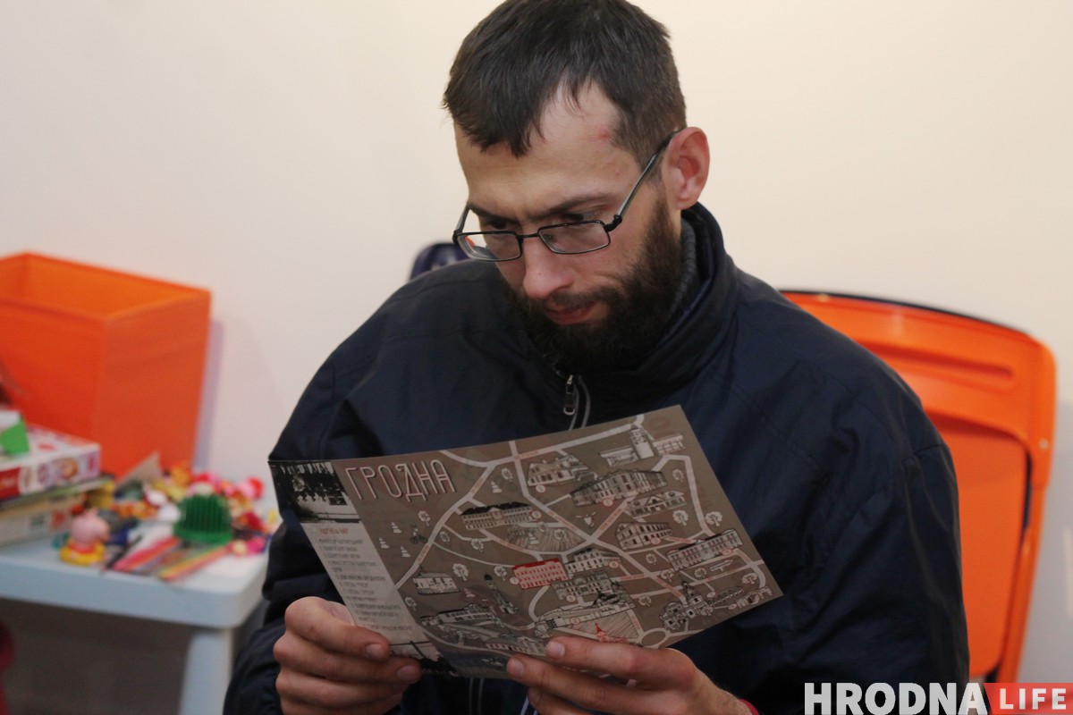 Карта, которая всегда с тобой. Hrodna.life презентовал на “Мове нанова” свои тишотки Карта, которая всегда с тобой. Hrodna.life презентовал на “Мове нанова” свои тишотки