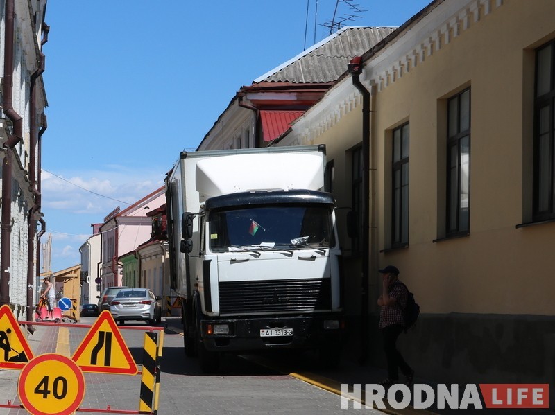 Ад по-гродненски. Как деревья могли бы спасти нас от жары, но их не хватает Ад по-гродненски. Как деревья могли бы спасти нас от жары, но их не хватает