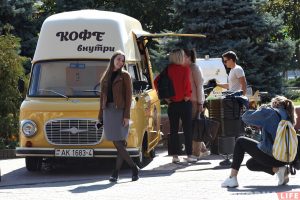 «Здесь частичка нашего сердца». Самая известная кофейня на колёсах в Гродно отметила первый день рождения «Здесь частичка нашего сердца». Самая известная кофейня на колёсах в Гродно отметила первый день рождения
