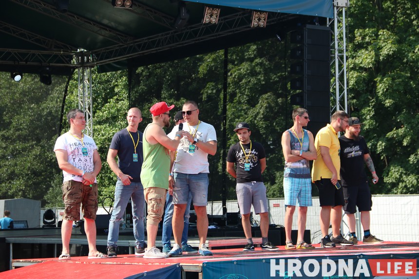 Ливень и рекордное количество участников. Юбилейный автофестиваль SunDay 2019 прошел под Гродно Ливень и рекордное количество участников. Юбилейный автофестиваль SunDay 2019 прошел под Гродно