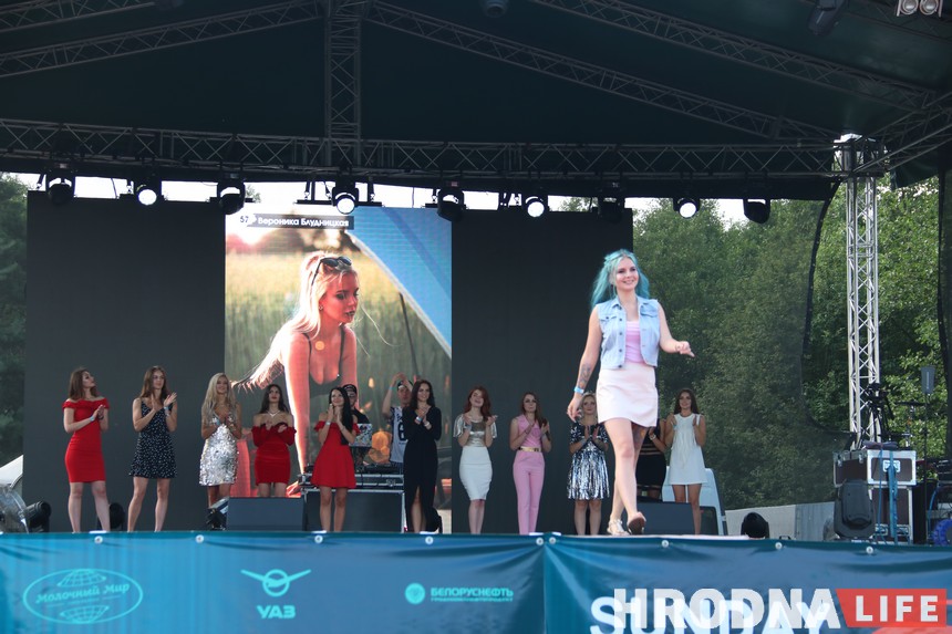 Ливень и рекордное количество участников. Юбилейный автофестиваль SunDay 2019 прошел под Гродно Ливень и рекордное количество участников. Юбилейный автофестиваль SunDay 2019 прошел под Гродно