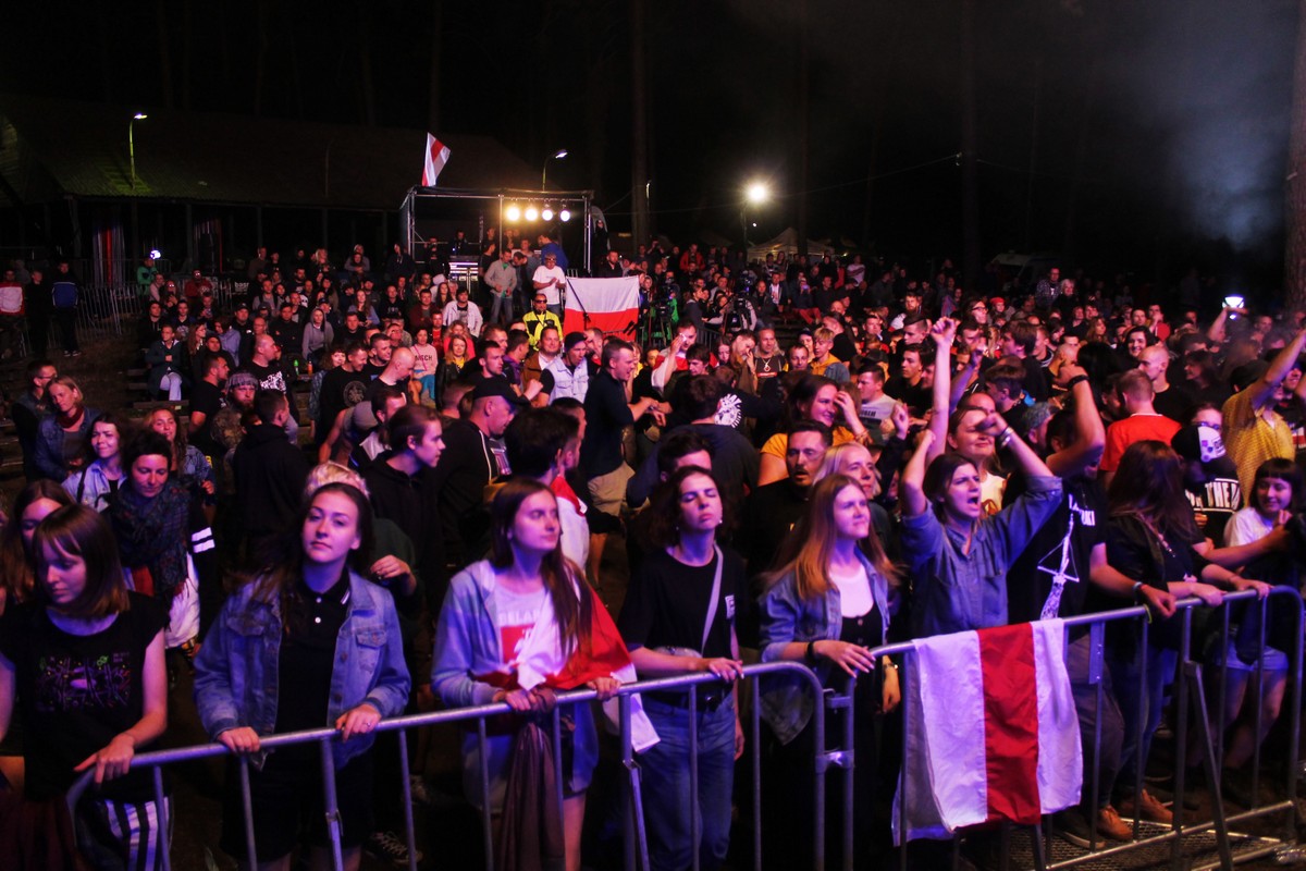 Белорусский Вудсток. Как закрывался фестиваль "Басовище" Белорусский Вудсток. Как закрывался фестиваль "Басовище"
