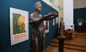 Первая капля с "Гродно Азот" и городская мода. Что можно увидеть на выставке к юбилею области Первая капля с "Гродно Азот" и городская мода. Что можно увидеть на выставке к юбилею области