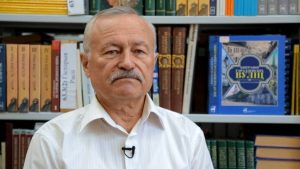 “Всех гродненских детей принёс аист, а его - орёл". 10 фактов о Викторе Саяпине от Алеся Гостева “Всех гродненских детей принёс аист, а его - орёл". 10 фактов о Викторе Саяпине от Алеся Гостева