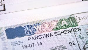 В Польше разрешат работать с гуманитарной визой В Польше разрешат работать с гуманитарной визой