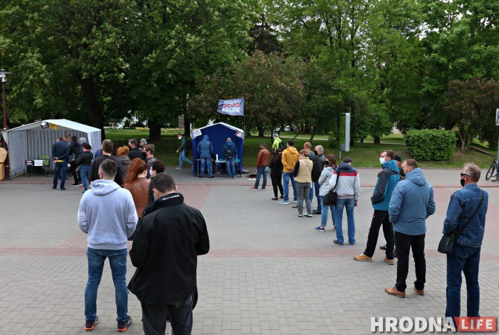 «Меньше 1000 подписей мы не собирали». Гродно стал первым городом, куда привезли Светлану Тихановскую