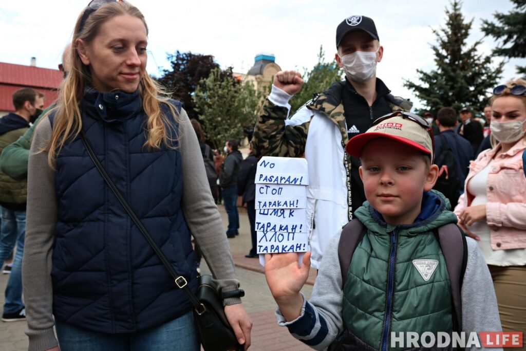 «Меньше 1000 подписей мы не собирали». Гродно стал первым городом, куда привезли Светлану Тихановскую