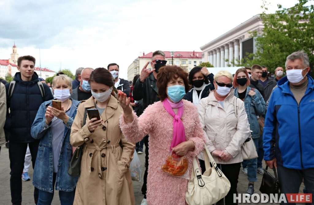 «Меньше 1000 подписей мы не собирали». Гродно стал первым городом, куда привезли Светлану Тихановскую