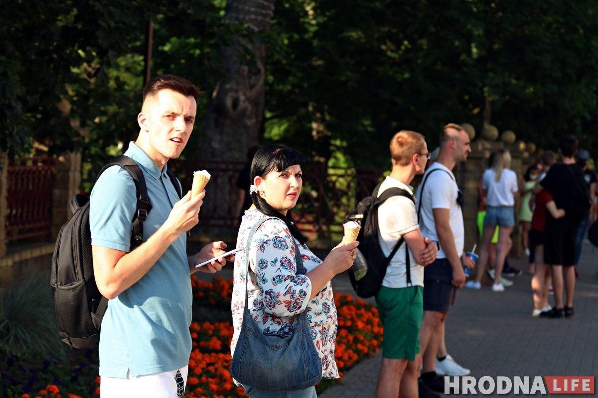 В Гродно прошла очередная акция солидарности: несколько человек задержали
