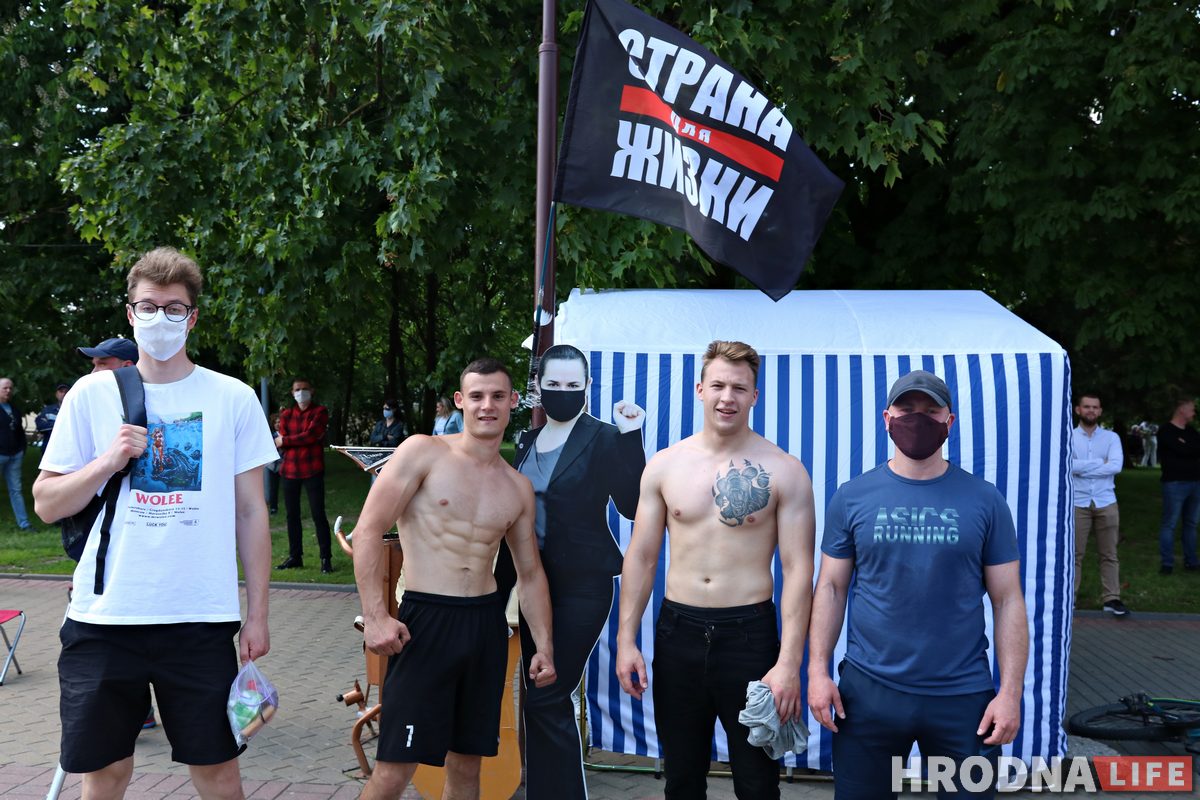 Назіральнік пра збор подпісаў у Гродне: «Людзі праяўляюць неверагодную актыўнасць»