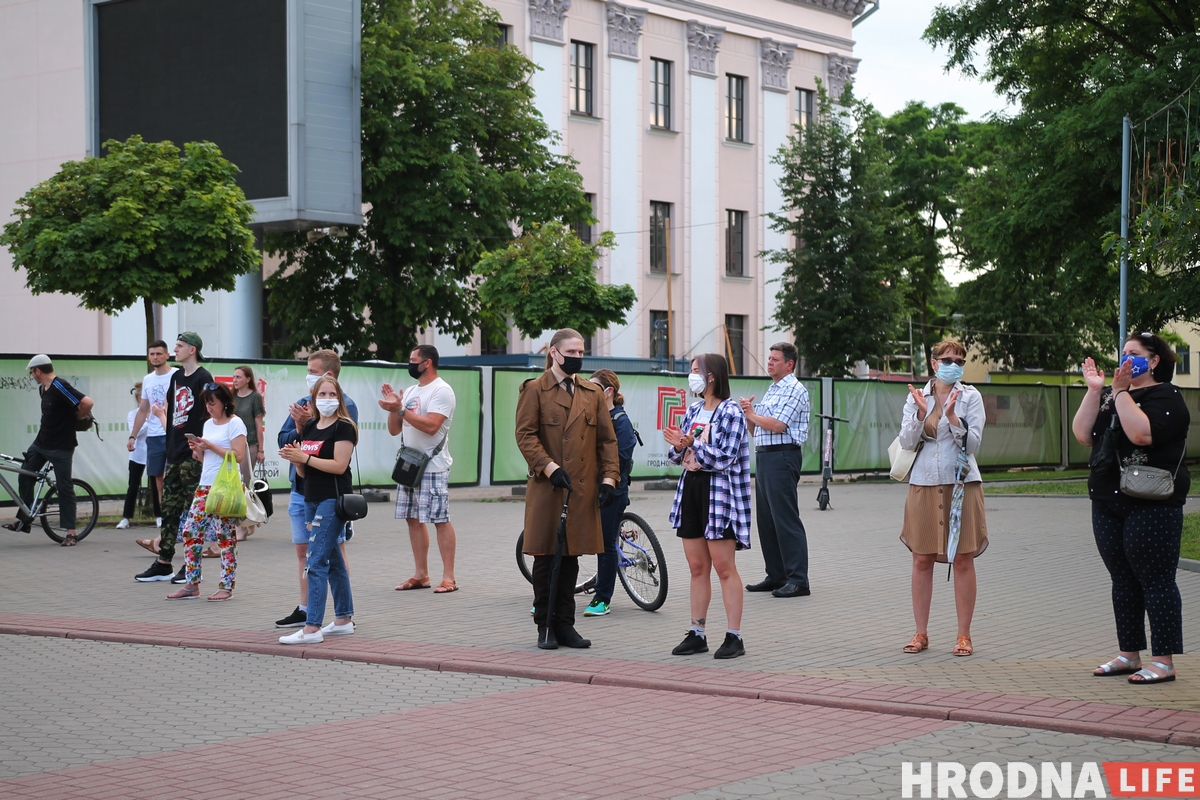 В Гродно прошла акция солидарности с задержанными