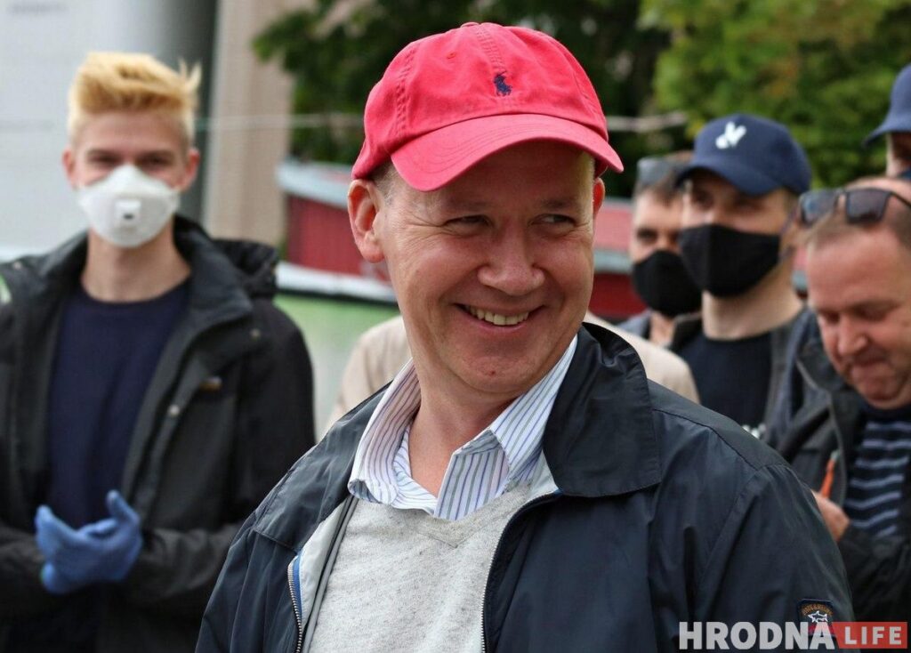 Гродненцы пишут заявления о признании их подписей за претендентов. Штаб Цепкало: "Подадим жалобу в суд"