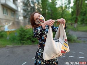 Шоперы с супрематическим принтом. Как это выглядит и кто их шьет Шоперы с супрематическим принтом. Как это выглядит и кто их шьет