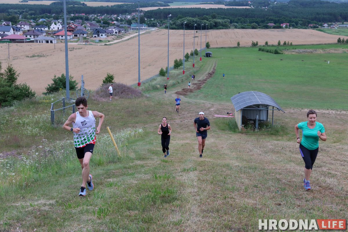«Все соскучились по бегу». Гродненцы из клуба Run4Fun готовятся покорять "Олимп"
