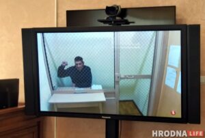 «Не боитесь, что соседи тапками закидают?» Тихановскому на суде в Гродно дали еще 15 суток «Не боитесь, что соседи тапками закидают?» Тихановскому на суде в Гродно дали еще 15 суток