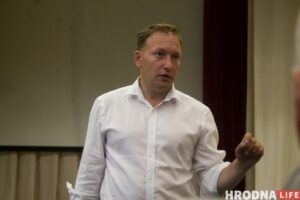 “Путину не о чем волноваться”. Андрей Дмитриев рассказал в Гродно, за что благодарен Лукашенко “Путину не о чем волноваться”. Андрей Дмитриев рассказал в Гродно, за что благодарен Лукашенко