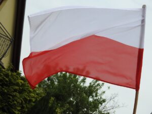 Польское консульство в Гродно остановило прием граждан