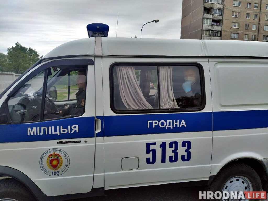 «Надзиратели называют “невероятными”». О чем пишут гродненцы, которые сидят за политику и сопротивление