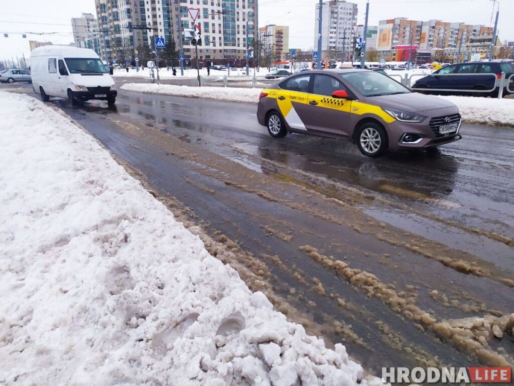 Город фиолетовый, Ольшанка - по новогоднему тарифу. Почему таксисты Гродно любят метель, а горожане - такси такси Гродно