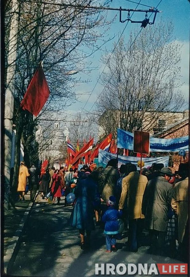 На сметніку ў Гродне знайшлі старыя фота і плёнкі. Каму яны належалі?