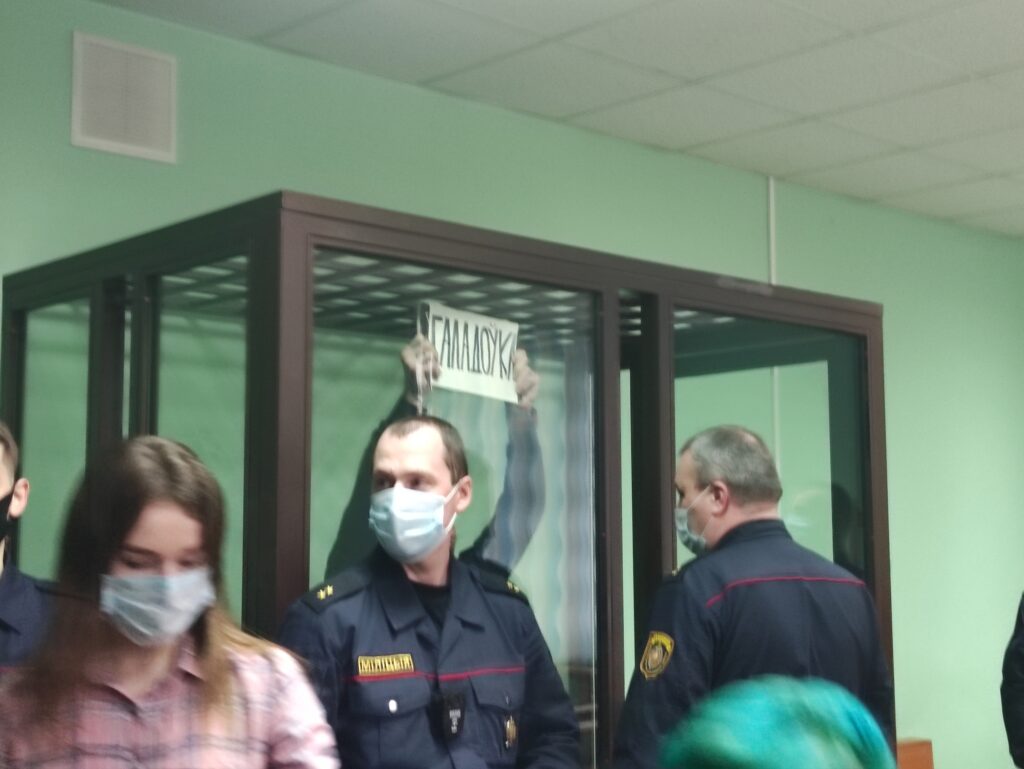 Абвінавачаны Ігар Банцэр абвясціў сухую галадоўку. Чым яна небяспечная?