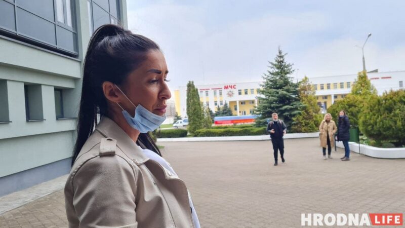 В деле только девушки. Гродненке дали 1,5 года домашней химии за оскорбление сотрудницы ОМОН В деле только девушки. Гродненке дали 1,5 года домашней химии за оскорбление сотрудницы ОМОН