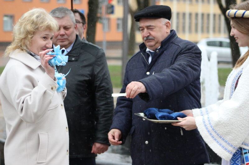 "Табачка" падарыла паліклінікам Гродна новыя пазадарожнікі. У сакавіку паліклінікі аб'яўлялі іх закупку