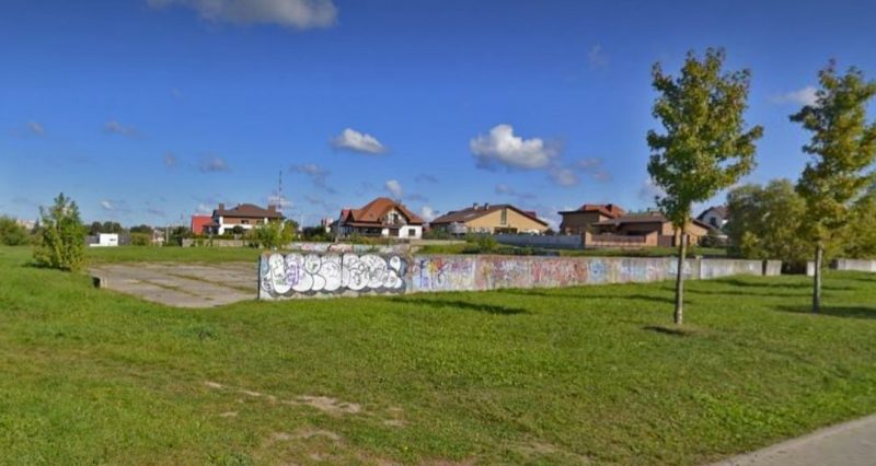 В Коложском парке (снова) обещают теннисные корты. Их строят уже 12 лет В Коложском парке (снова) обещают теннисные корты. Их строят уже 12 лет