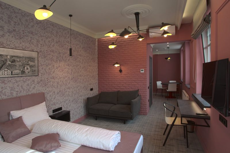 Без завтраков, с сауной или в Presidential Suite. Сколько стоит пожить в гостиницах Гродно?