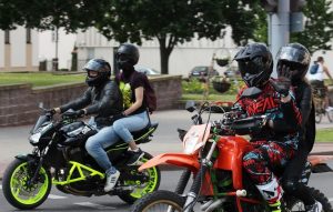 Мотоциклистам запретят ездить по ночному центру Гродно. Пока в качестве эксперимента Мотоциклистам запретят ездить по ночному центру Гродно. Пока в качестве эксперимента