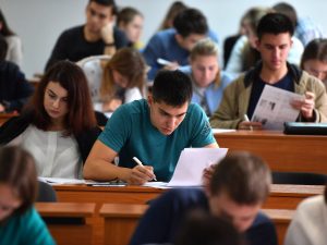 За 10 лет белорусских студентов в Польше стало больше в 5 раз. Но украинцев все равно больше За 10 лет белорусских студентов в Польше стало больше в 5 раз. Но украинцев все равно больше