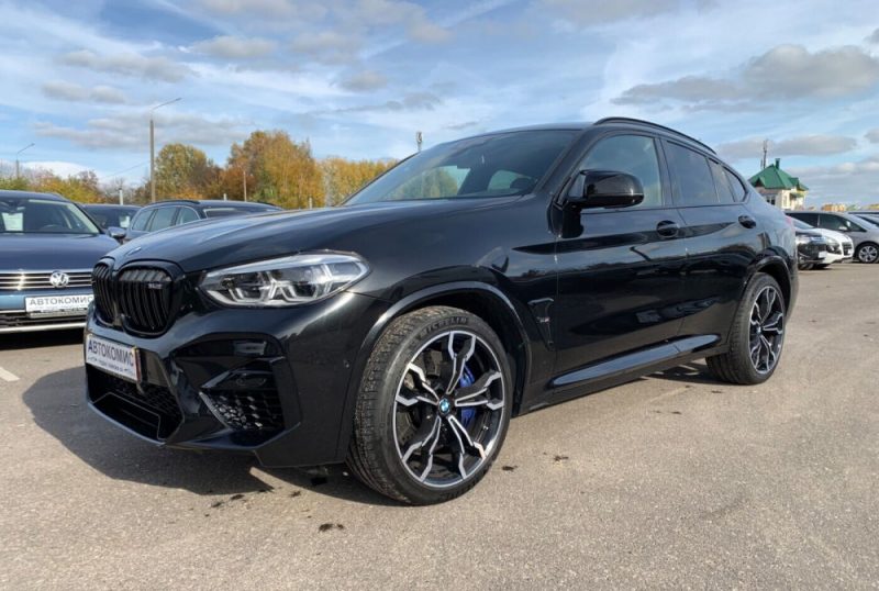 Ад 260 тысяч да паўмільёна. Якія самыя дарагія ўжываныя машыны можна купіць у Гродне