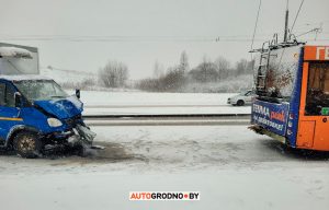 У Гродненской ГАИ есть претензии к коммунальщикам: те плохо чистили улицы в снегопад У Гродненской ГАИ есть претензии к коммунальщикам: те плохо чистили улицы в снегопад
