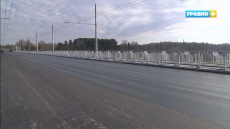 Стало известно, когда откроют мост на Поповича и на сколько лет его хватит