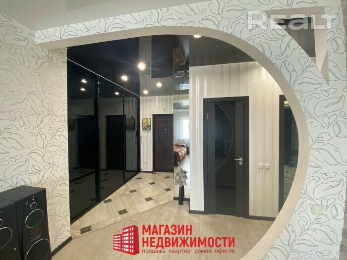 Недвижимость недели: двухуровневая квартира продается в Гродно - с мебелью, техникой и видом на "Азот" Квартира на Кремко