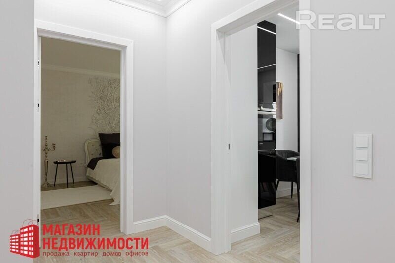 Коридор в квартире на Суворова