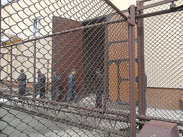 В волковысскую колонию ищут сразу трех врачей - включая начальника. Заключенные не получат помощь Волковысская колония