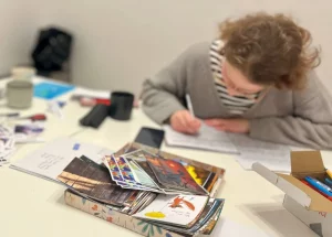 «Хочешь заниматься политикой — оставайся за решёткой». Сергей Спариш рассказал о встрече и расставании с Николаем Статкевичем Белорусы пишут письма политзаключенным в белорусском молодежном хабе в Варшаве