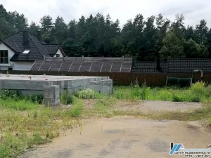 Участок рядом с будущим микрорайоном Весенний выставили на аукцион. Что там могут построить? Участок на улице Тетки, 35.