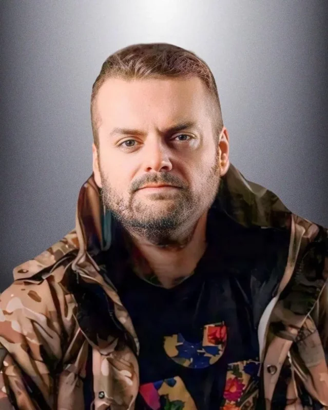Погиб боец полка Калиновского - поляк с белорусскими корнями. Раньше он жил в Гродно и водил экскурсии Пшемыслав Расевич-Кучинский. Источник фото: Facebook Natalia Panchenko, пресс-секретарь фонда Stand with Ukraine