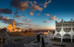 "Хотела вернуться, но с европейским дипломом не берут". Истории гродненских студентов, уехавших за границу Гродно. Иллюстративное фото pixabay.com