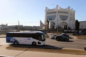 Для рейсов Гродно—Минск закупили китайских автобусов на $1,5 млн. Они заменят многие маршрутки Для рейсов Гродно—Минск закупили китайских автобусов на $1,5 млн. Они заменят многие маршрутки