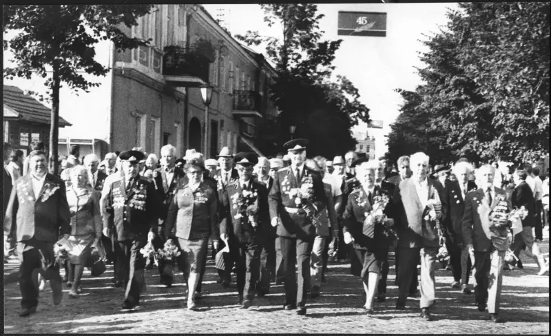 Ветэранаў усё менш, а сябраў ветэранскіх арганізацый — усё больш: як змяняецца Дзень Перамогі ў Гродне