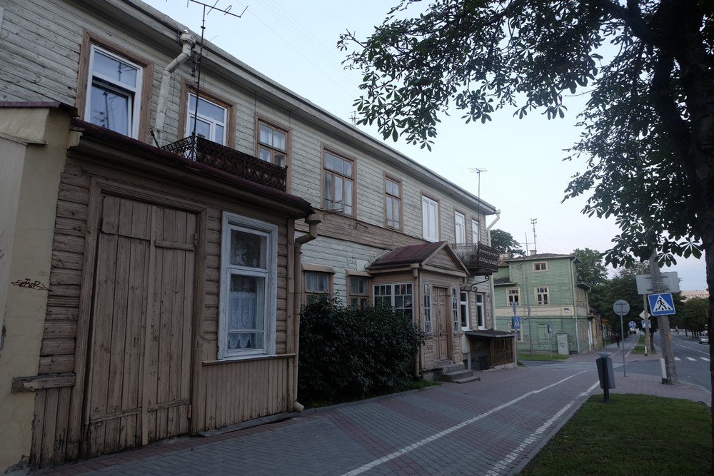 Дом на рагу вуліц Міцкевіча і Горкага, побач з былым дроўным рынкам. Фота з архіва Hrodna.life