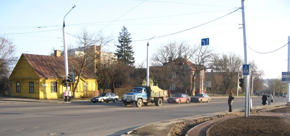 Залатая Горка ў раёне Новы Свет, пачатак 2000-х гадоў. Цяпер тут пустка. Фота Мечыслава Супрона